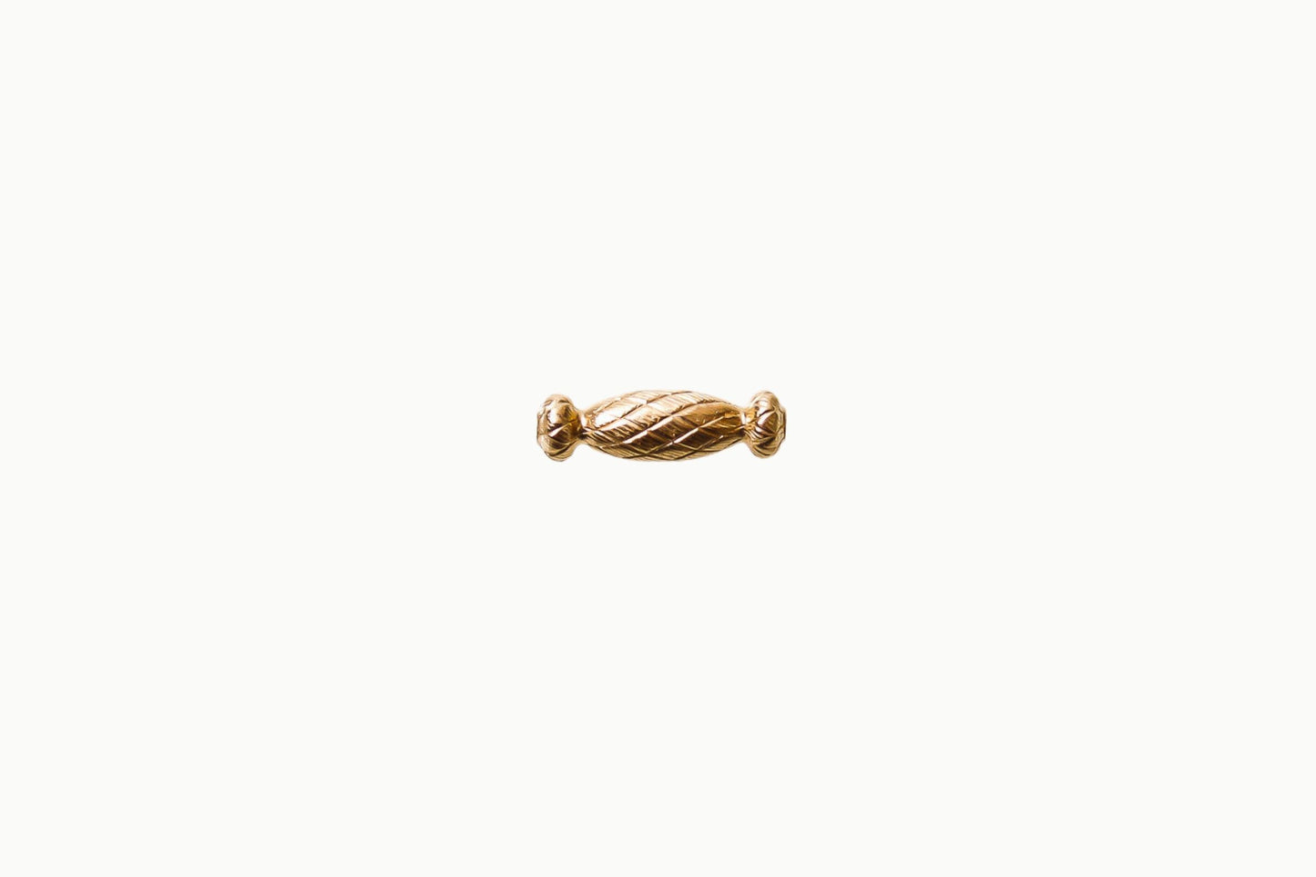 Ovale buiskraal met reliëf – 14/20 Gold Filled – 13 x 3,8 mm